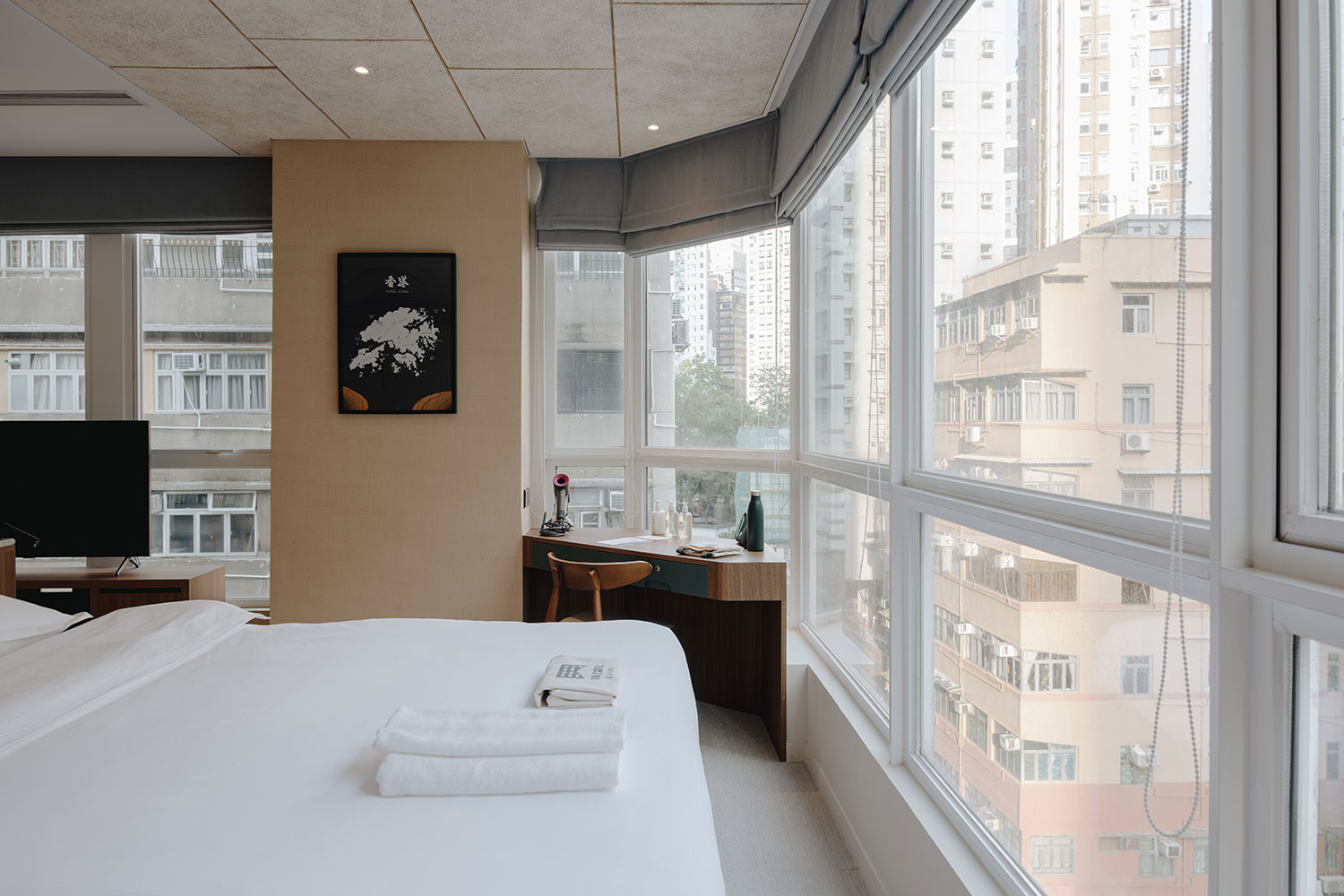 Weave Suites, Hong Kong - Faraway Getaway