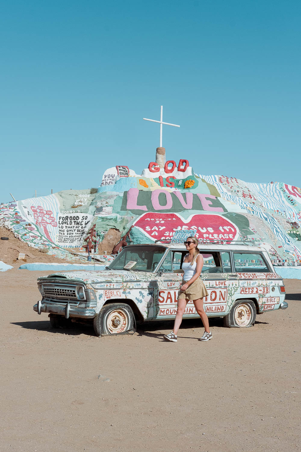 Slab City - California 2 week road trip - Faraway Getaway
